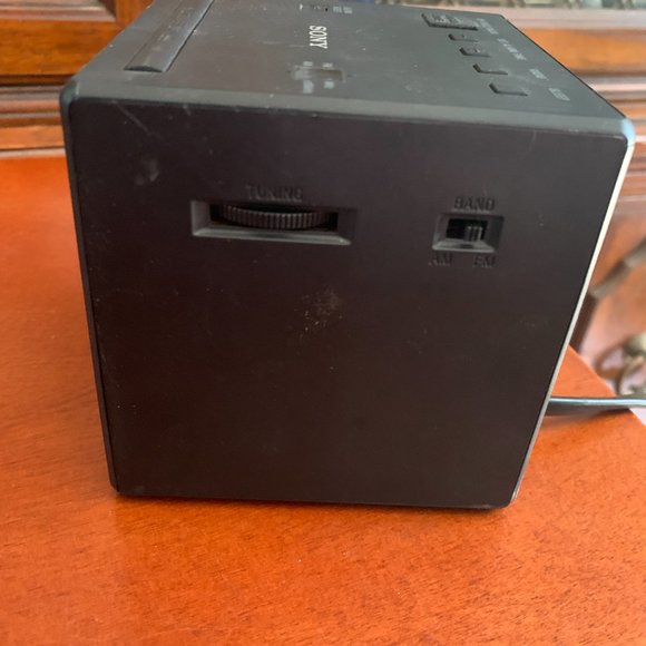 SONY Digital Dual Alarm Clock AM/FM Radio Model ICF-C1T Black Tested Working - Picture 3 of 6